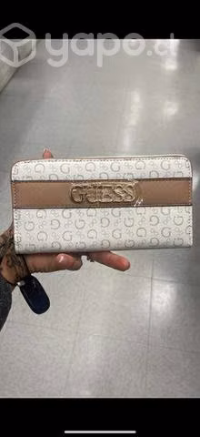 Billetera nueva guess