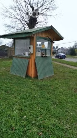 Kiosko de madera