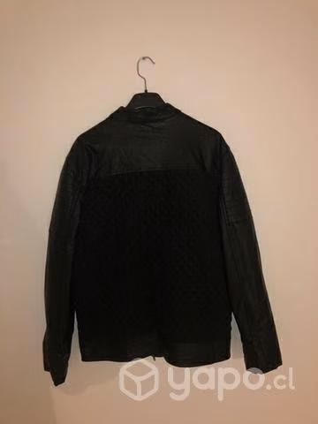 Chaqueta Guess talla L - Imagen 2
