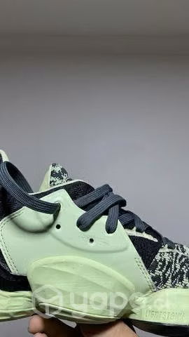 Zapatillas Harden Vol.4 talla 43 - Imagen 4