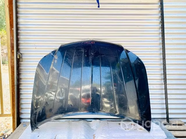 Capot chrysler sebring