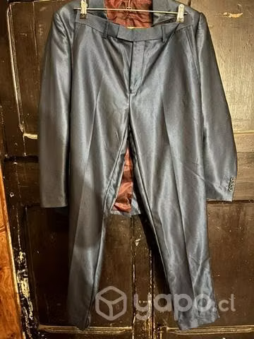 Traje juvenil