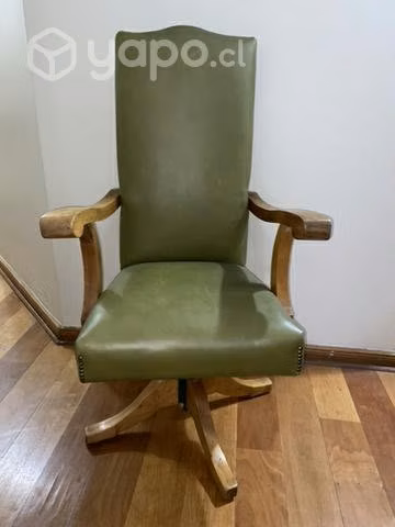 Sillón de escritorio antiguo madera de Lenga