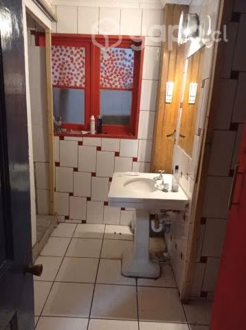 Habitacion baño y cocina compartido