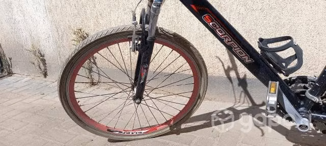 Bicicleta scorpion usada - Imagen 6
