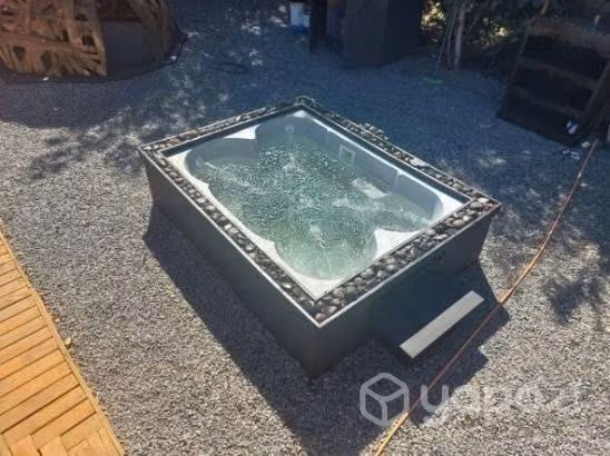Jacuzzi