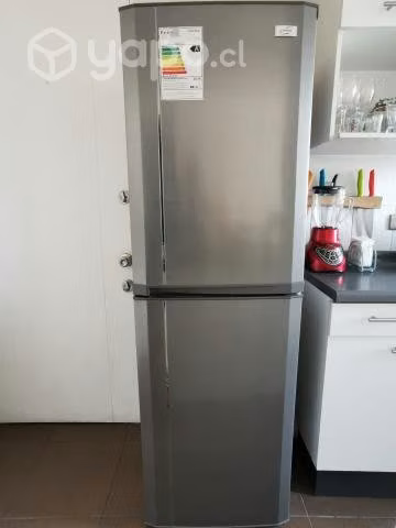 Refrigerador Fensa 3100 Plus 244L Frío Directo Bot