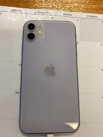 Iphone 11, 64 GB, excelente estado, sin detalles - Imagen 2