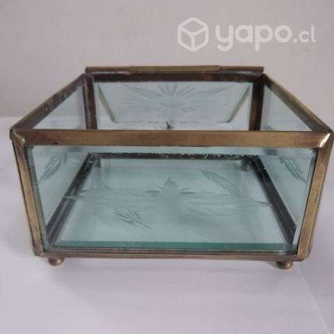Caja de bronce (Vidrios biselados) - Imagen 3