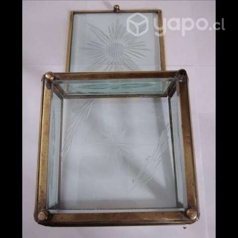 Caja de bronce (Vidrios biselados) - Imagen 6
