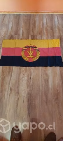Bandera original Alemana de la DDR