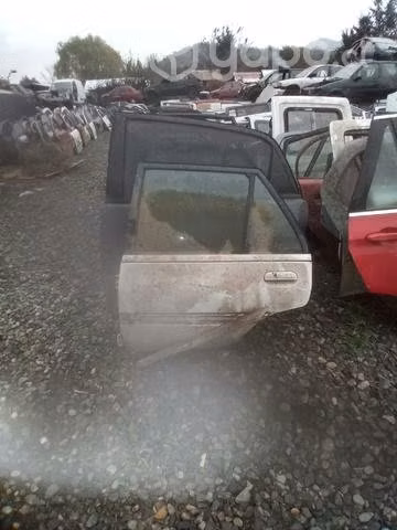 Ford escort 1.9 94 Puerta trasera izquierda envio