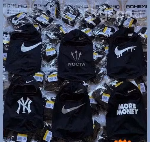 Pasamontañas Nike