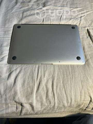 MacBook Air 2017 impecable (1TB Intel i5 8GB RAM) - Imagen 5
