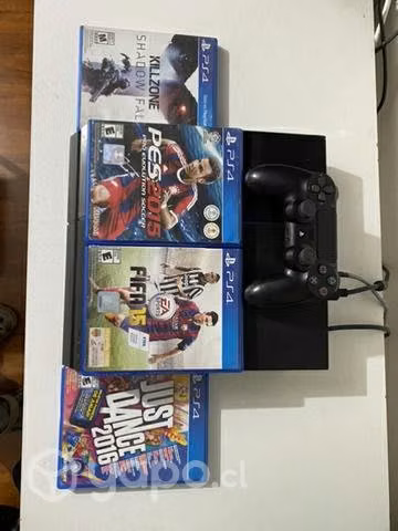 Ps4 Fat 500GB + 4 juegos