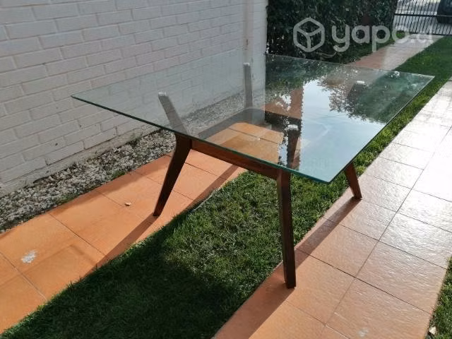Maravillosa Mesa comedor Roberta Allen nueva