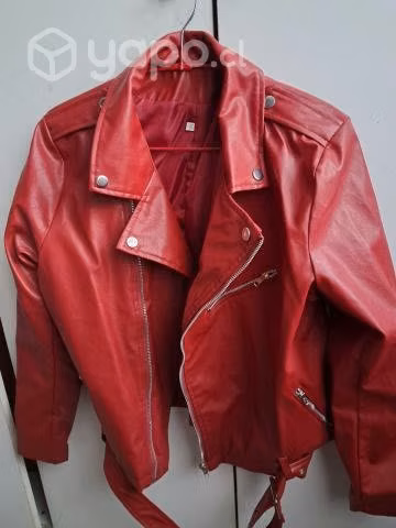 Chaqueta cuerina roja