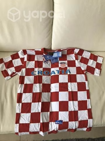 Camiseta o polera hecha en Croacia
