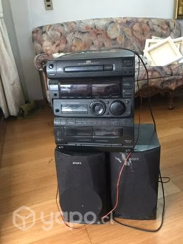 Antiguo equipo musical sony - Imagen 2