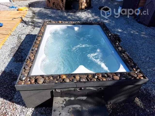 Fabrica de fibra de vidrio. Piscinas y Jacuzzi