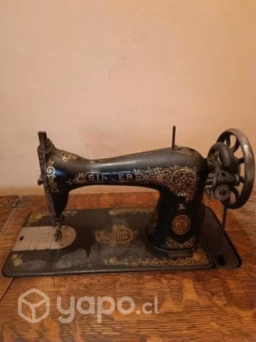 Máquina de coser Singuer antigua