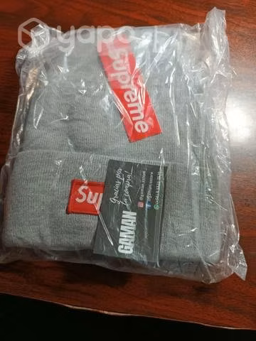 Gorro Supreme Original gris