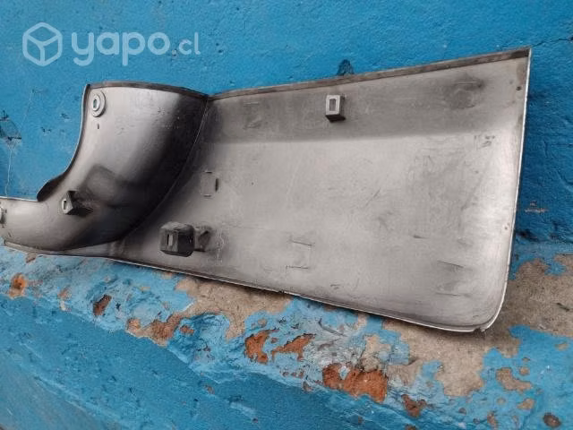 Moldura de portalón izq Toyota RAV - Imagen 6