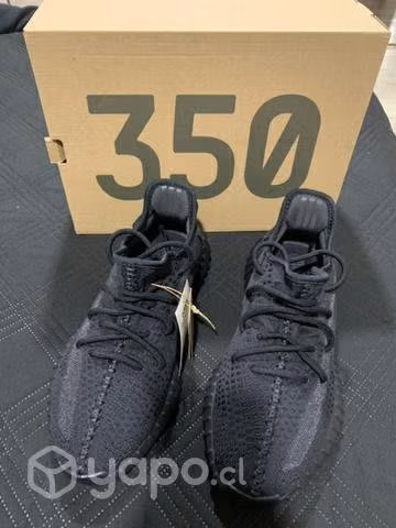 Yeezy 350v2 onyx