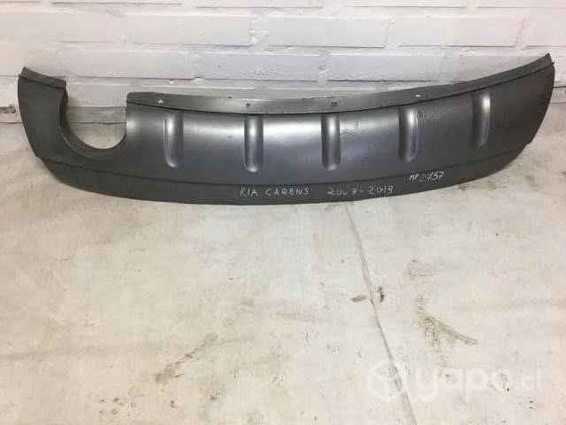 Moldura spoiler trasero kia carens 2007 2013