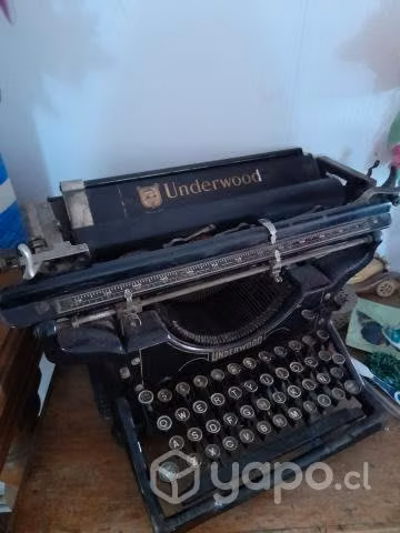 Maquina de.escribir antiguedad tiene mas de.90 año