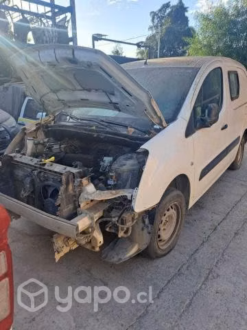 Radiador de agua peugeot partner 2012-2018 usado