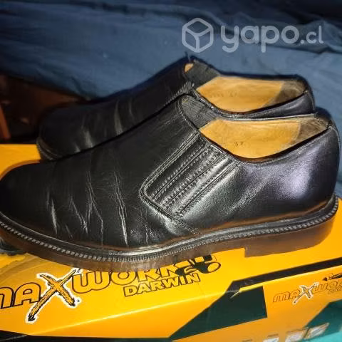 Zapatos negros talla 38