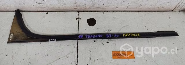 Moldura LameVidrio Pt tra der (MBT3012) Mazda BT50