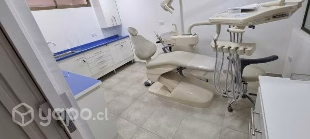 Muebles clinicos, carros auxiliares