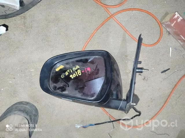 Suzuki ertiga 2018 espejo izquierdo