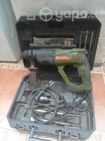 Rotomartillo Bauker con muy poco uso