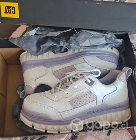 Zapatillas nuevas cat