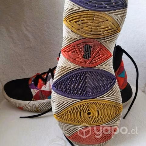 Zapatillas Nike Kyrie5 Año Nuevo Chino