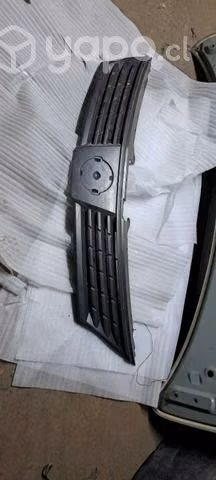 Máscara Nissan Tiida 2009 /13