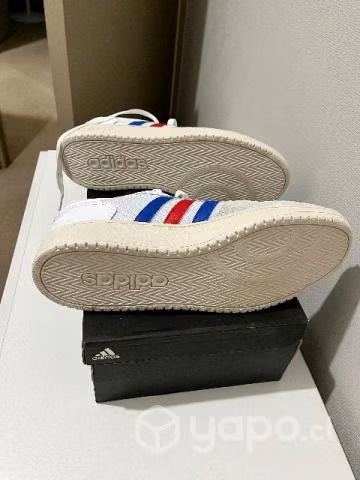 Zapatillas adidas hoops 2.0