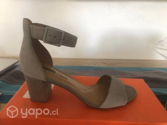 Tacones - Imagen 3