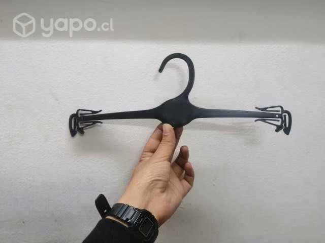 50 Colgadores pequeños x 3.500