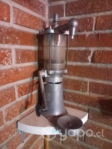 Bomba antigua de almacén - Imagen 3
