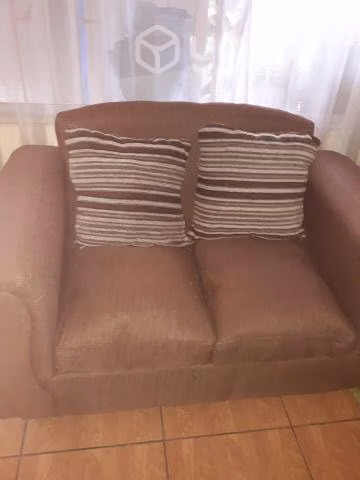 Sillón dos cuerpos, precio conversable - Imagen 2