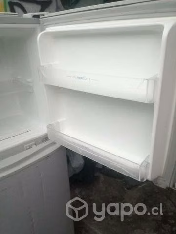 Refrigerador Samsung no Ford en buenas condiciones