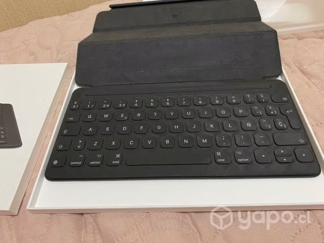 Teclado iPad 10.2'' Apple Smart Keyboard