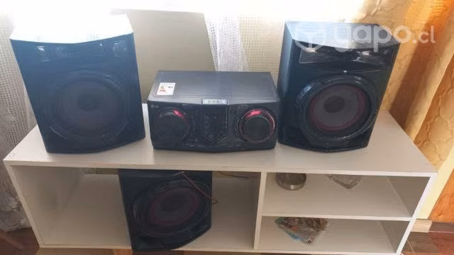 Lg 720W RMS 8100 W PMPo