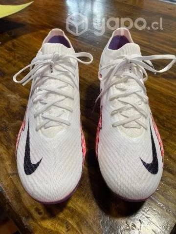 Zapatos de fútbol