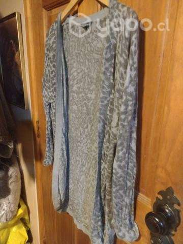 Ropa en perfectas condiciones - Imagen 6