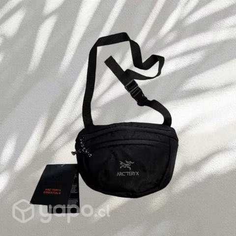 Banano marca ARCTERYX "maka2" Nuevo!!!